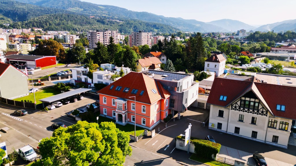 Leoben Rechtsanwaltskanzlei Anwalt Anwältin Rechtsanwalt Rechtsanwältin Murtal Obdach Judenburg Knittelfeld Vertrag Kaufvertrag Übergabsvertrag Notar Kosten